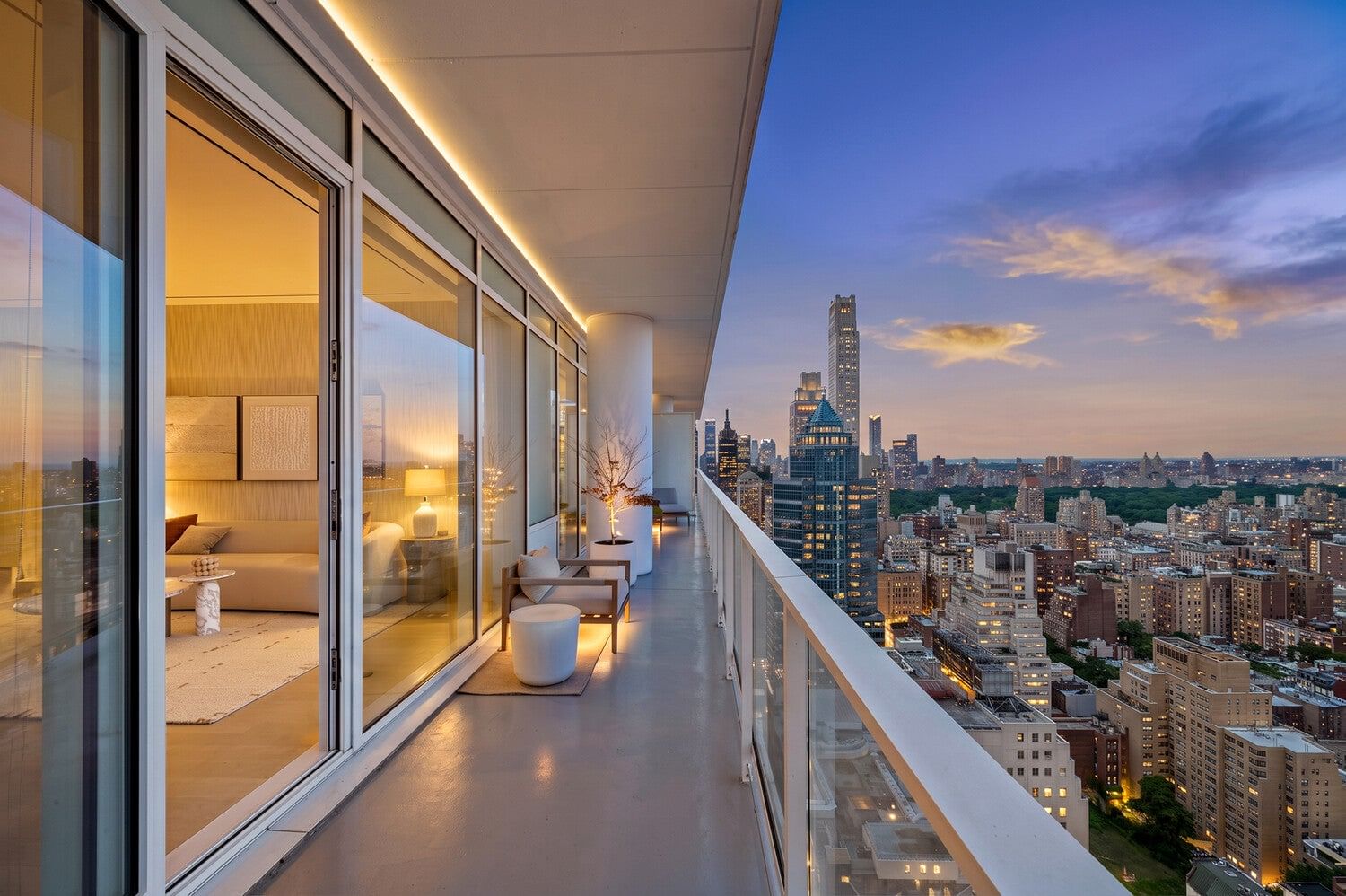 Real estate property located at 200 59TH #27D, New York, Sutton Place, New York City, NY, US