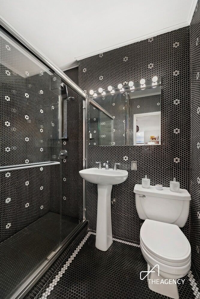 Real estate property located at 252 20TH #4B, New York, Chelsea, New York City, NY, US
