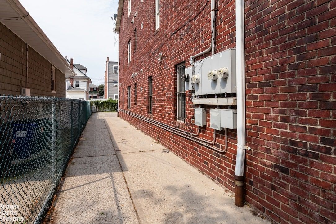 Real estate property located at 181 BEACH 117TH #3, Queens, Rockaway Park, New York City, NY, US