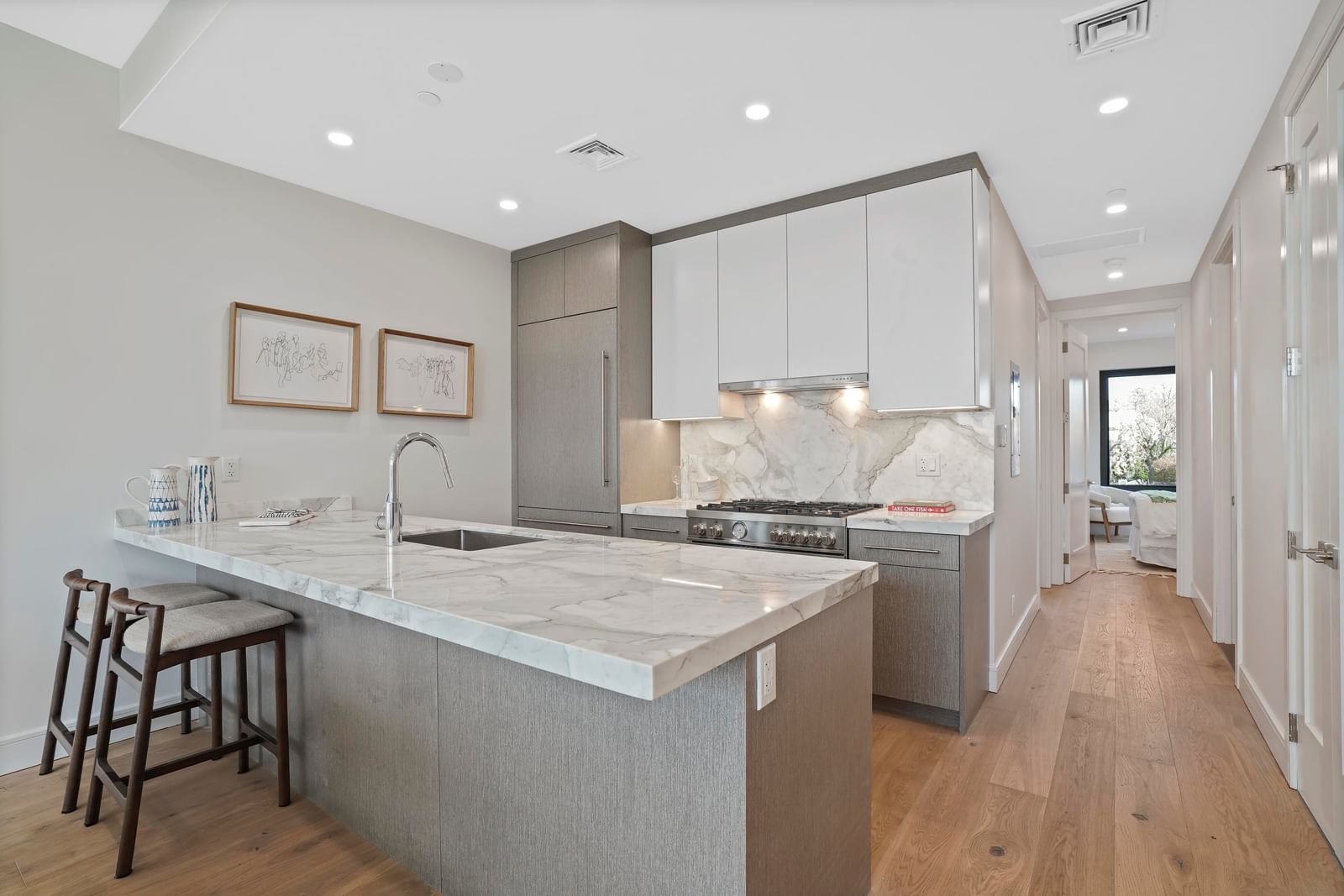 Real estate property located at 21-31 Shore #3C, Queens, Ditmars Steinway, New York City, NY, US