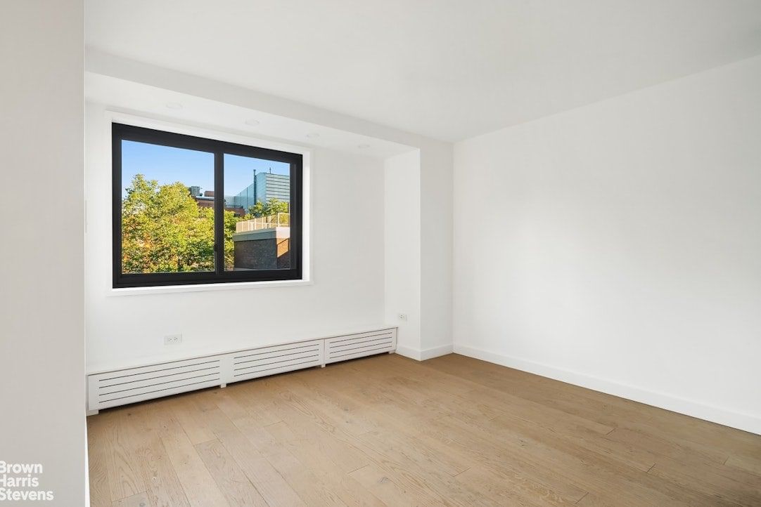 Real estate property located at 333 PEARL #5A, New York, South Street Seaport, New York City, NY, US