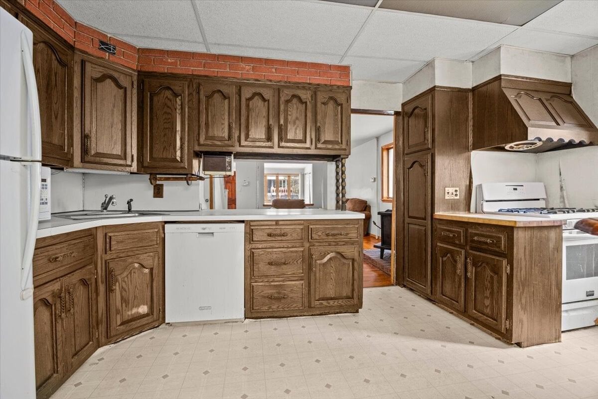 Real estate property located at 2820 VOORHIES, Kings, Sheepshead Bay, New York City, NY, US