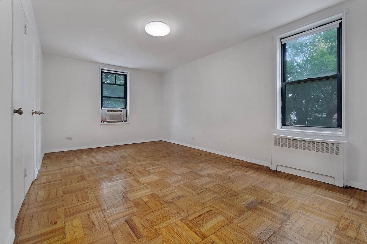 Real estate property located at 525 235th #2-D, Bronx, Riverdale, New York City, NY, US