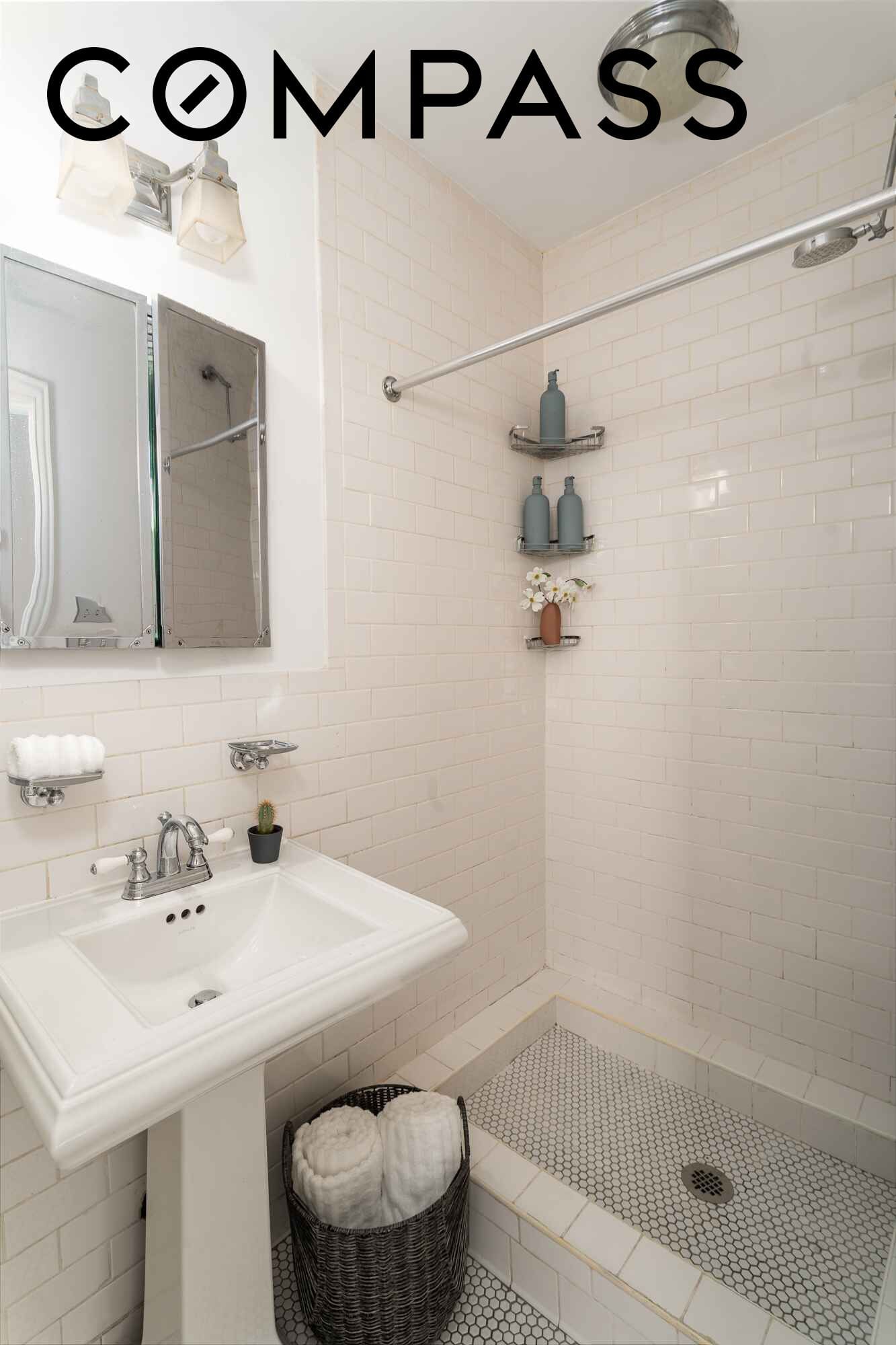 Real estate property located at 152 9th #3L, Kings, Williamsburg, New York City, NY, US