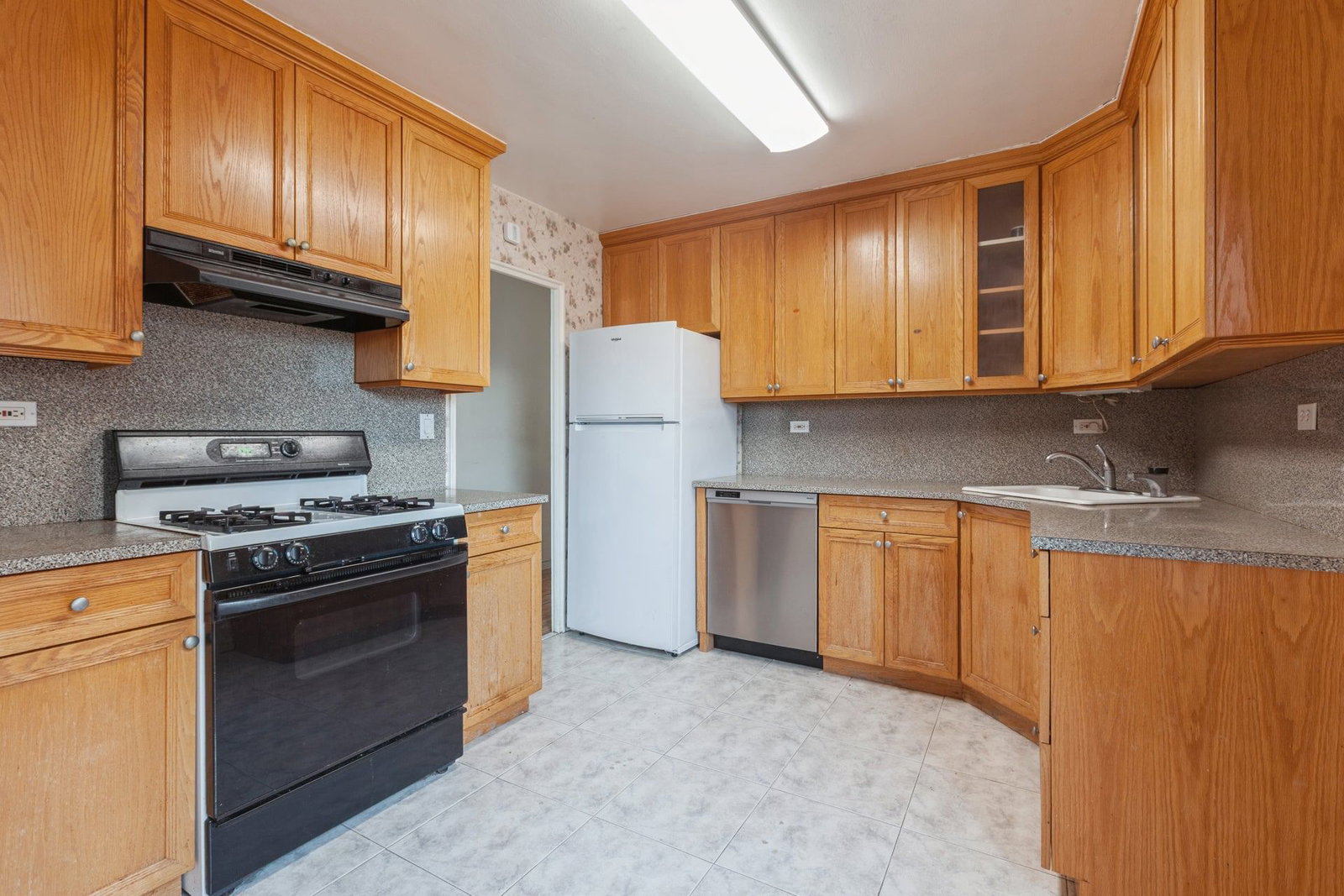 Real estate property located at 111-20 73RD #7K, Queens, Forest Hills, New York City, NY, US