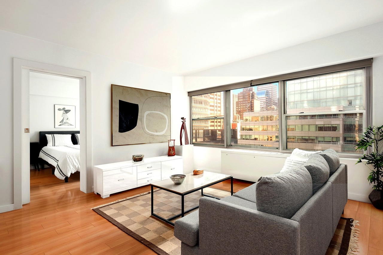 Real estate property located at 118 60TH #19F, New York, Lenox Hill, New York City, NY, US