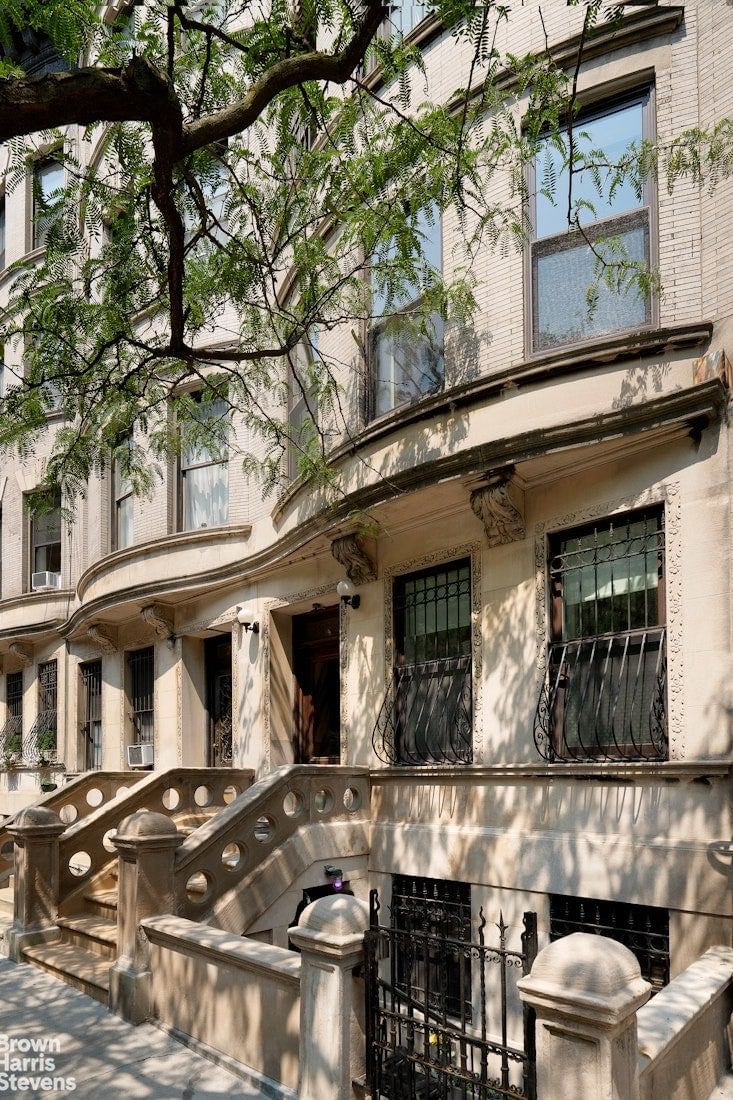 Real estate property located at 247 102ND #3, New York, Upper West Side, New York City, NY, US