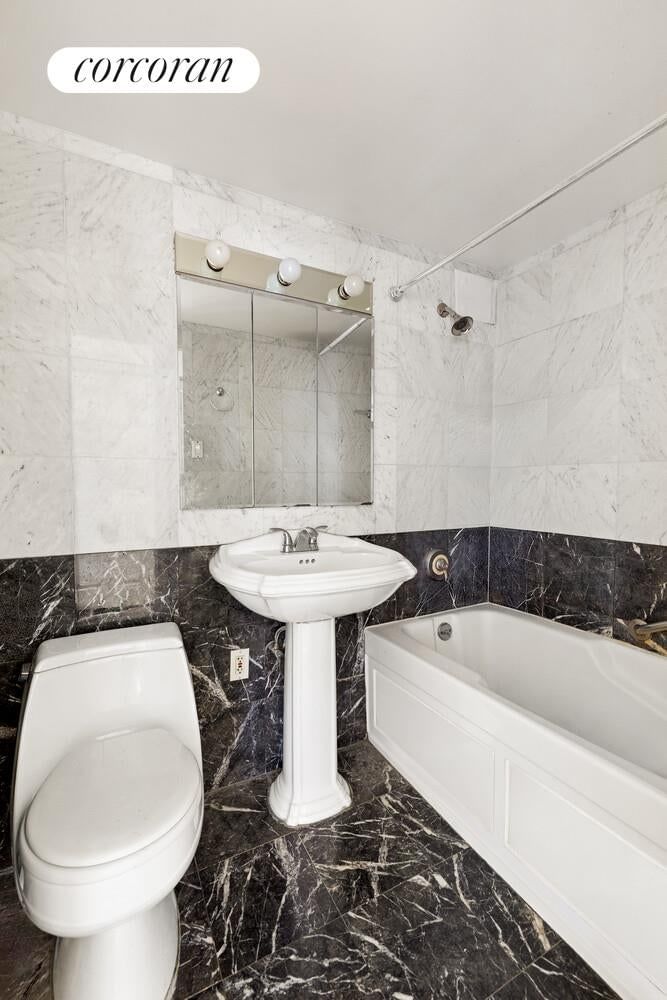 Real estate property located at 200 58TH #6D, New York, Sutton Place, New York City, NY, US