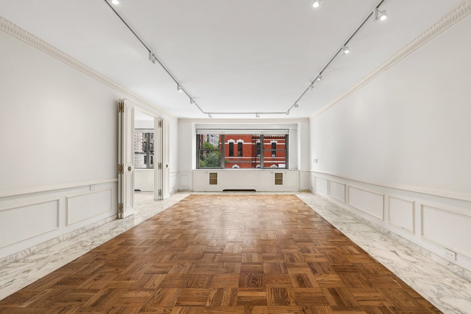 Real estate property located at 650 PARK #4D, New York, Lenox Hill, New York City, NY, US