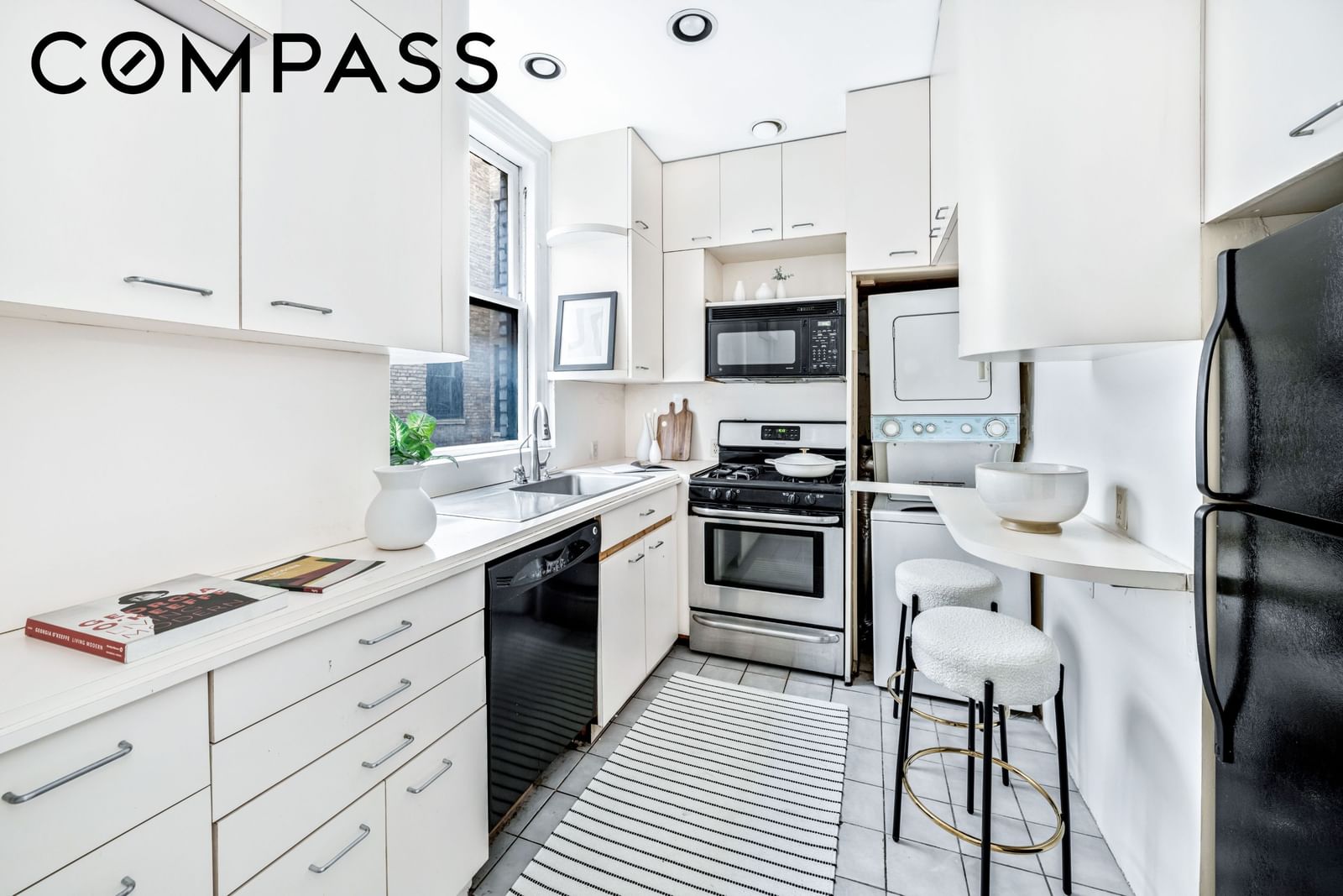 Real estate property located at 1060 Park #11A, New York, Upper East Side, New York City, NY, US