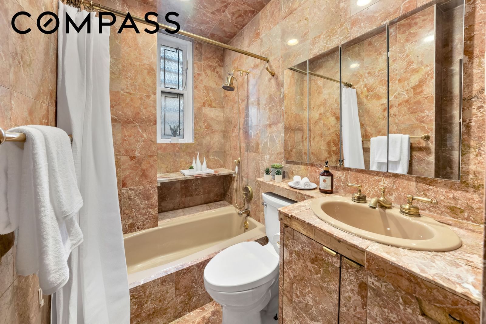 Real estate property located at 1060 Park #11A, New York, Upper East Side, New York City, NY, US