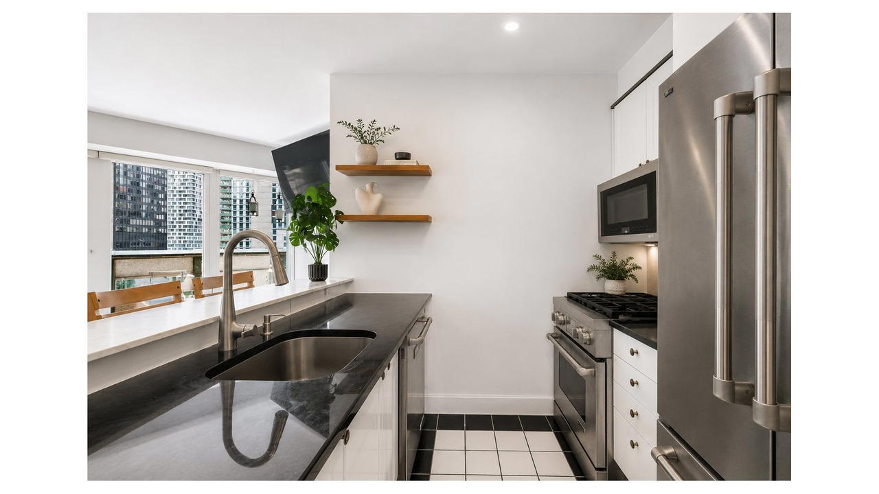 Real estate property located at 150 56TH #2810, New York, Midtown, New York City, NY, US