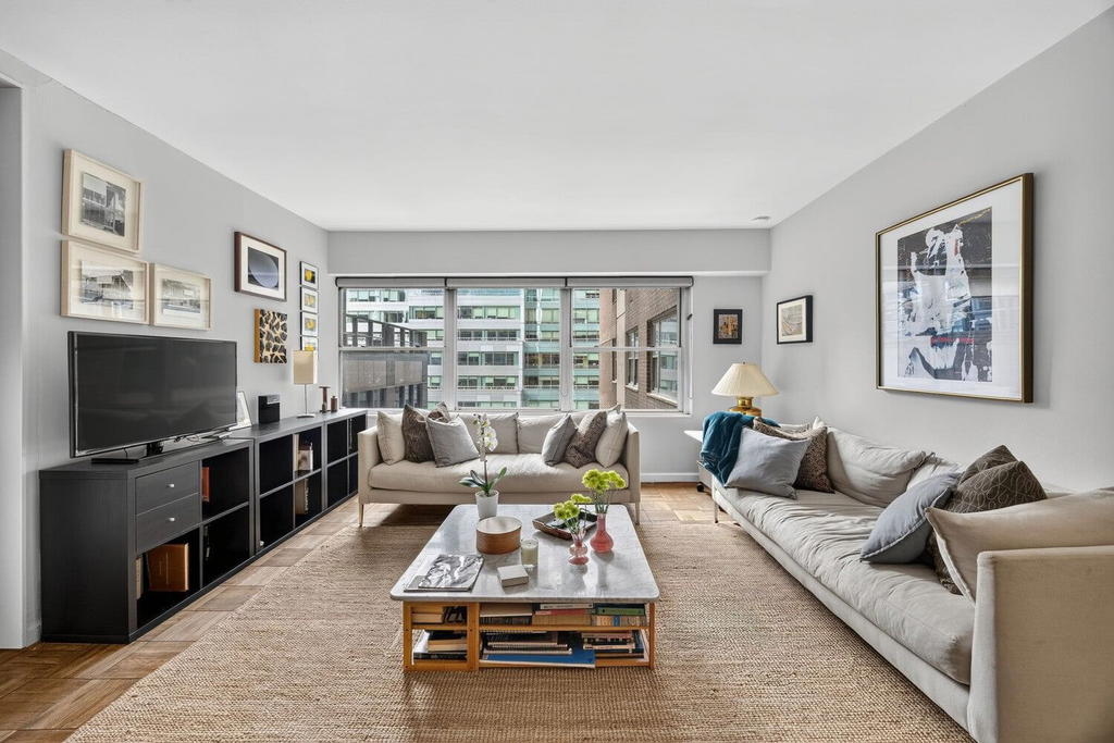 Real estate property located at 118 60TH #14F, New York, Lenox Hill, New York City, NY, US
