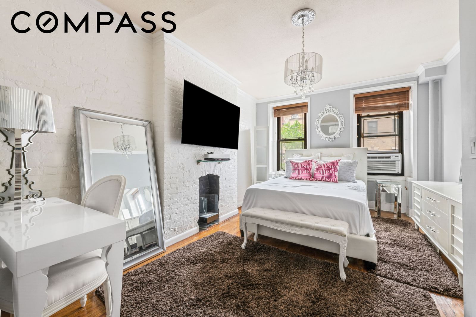 Real estate property located at 220 82nd #4FW, New York, Upper East Side, New York City, NY, US