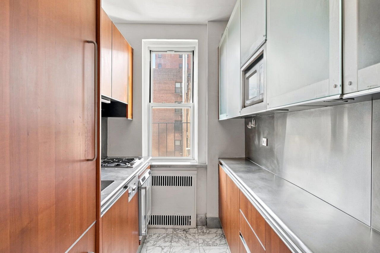 Real estate property located at 310 55TH #4C, New York, Hell's Kitchen, New York City, NY, US