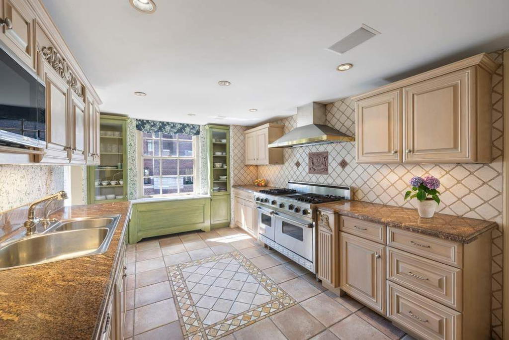 Real estate property located at 1 Beekman #15A, New York, Midtown East, New York City, NY, US