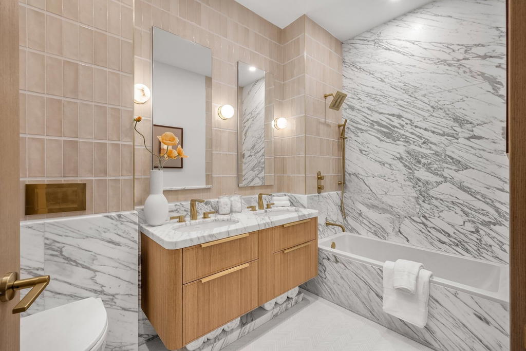 Real estate property located at 660 LEXINGTON #9C, New York, Midtown East, New York City, NY, US