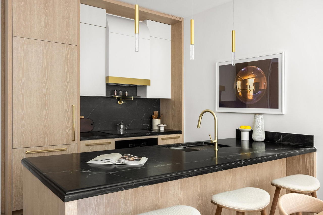 Real estate property located at 660 LEXINGTON #9C, New York, Midtown East, New York City, NY, US
