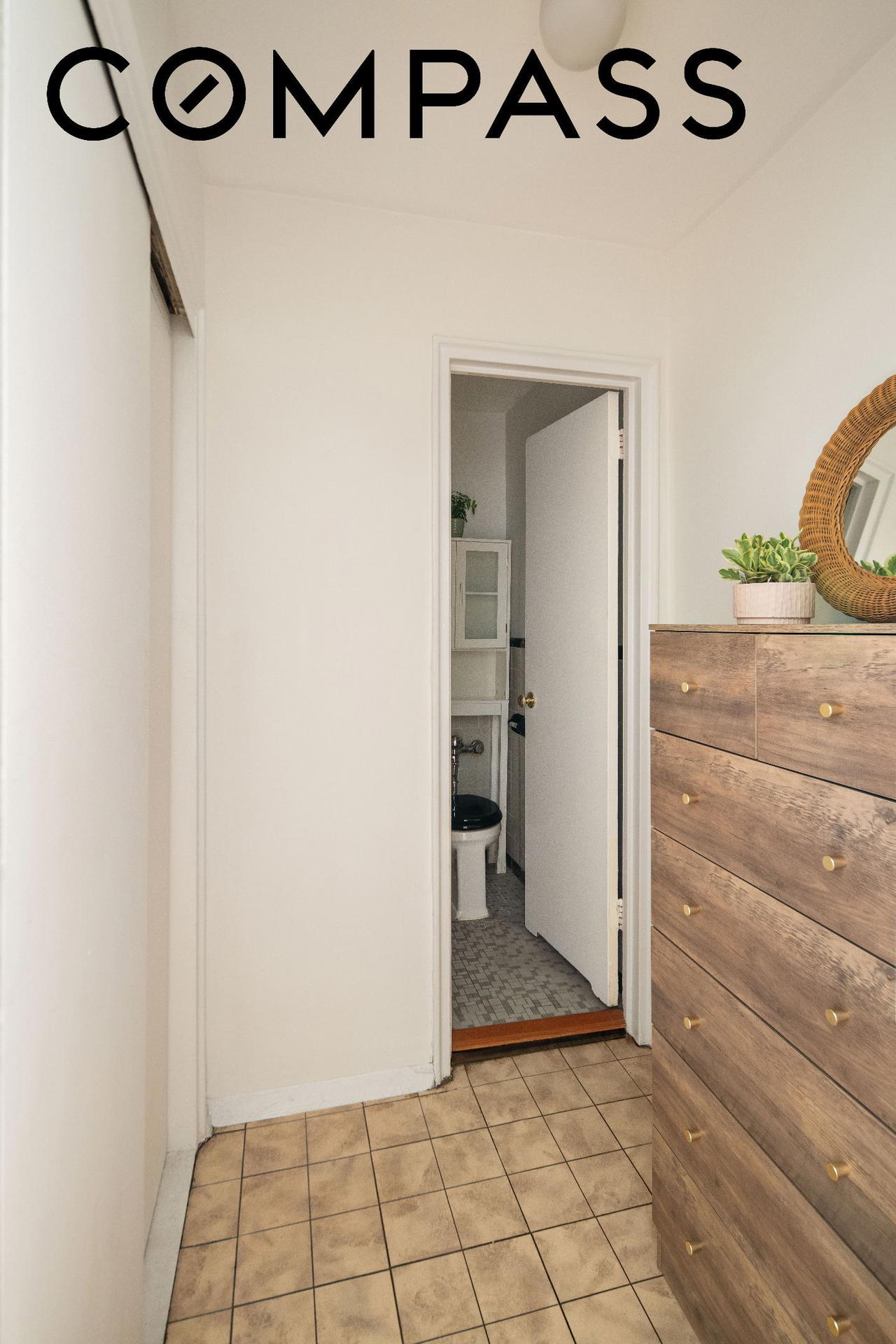 Real estate property located at 221 50th #5C, New York, Midtown East, New York City, NY, US