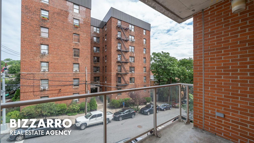 Real estate property located at 460 236th #3B, Bronx, Riverdale, New York City, NY, US
