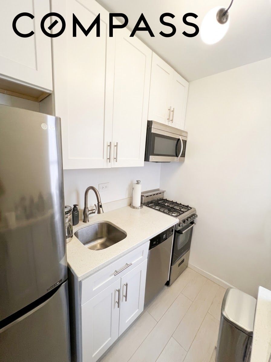 Real estate property located at 330 79th #8F, New York, Upper East Side, New York City, NY, US