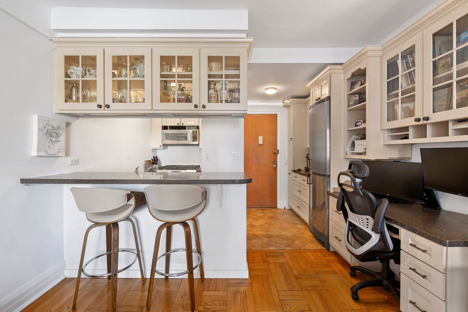 Real estate property located at 235 102ND #8O, New York, Upper West Side, New York City, NY, US