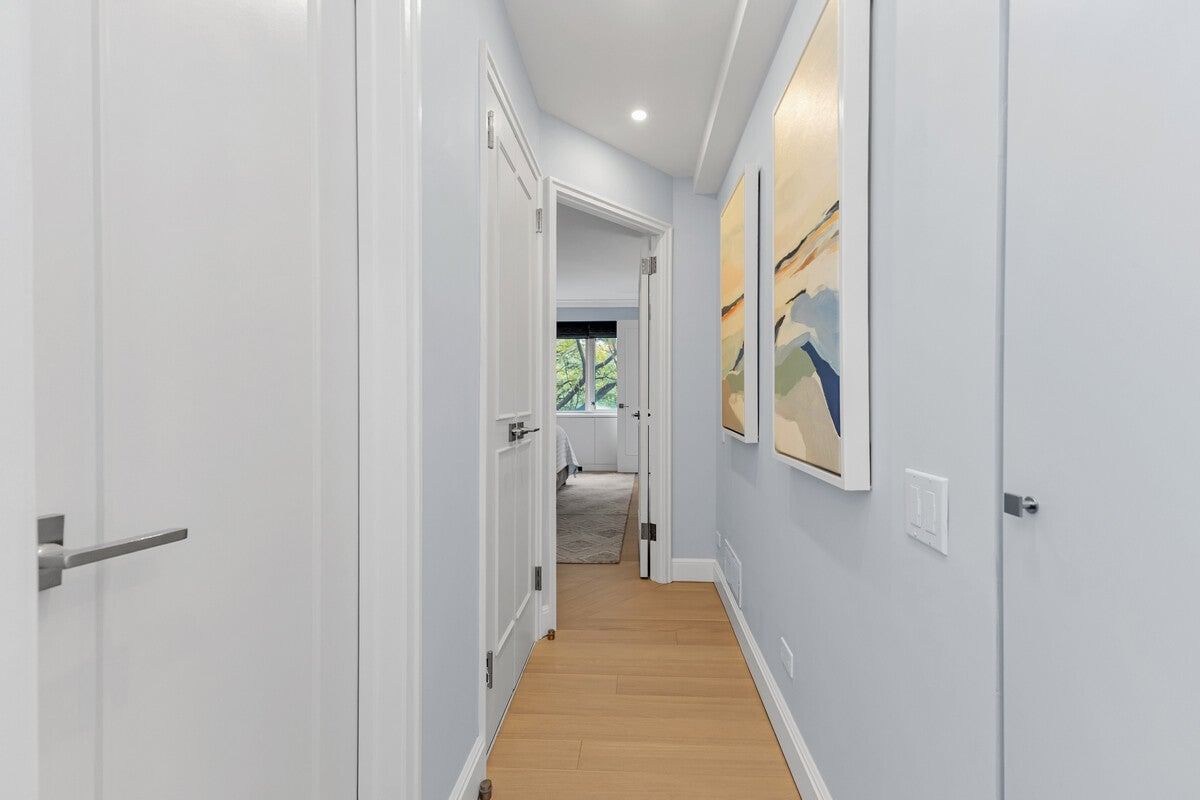 Real estate property located at 923 5TH #4B, New York, Lenox Hill, New York City, NY, US