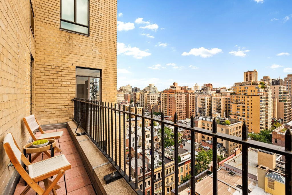Real estate property located at 140 RIVERSIDE #17LN, New York, Upper West Side, New York City, NY, US