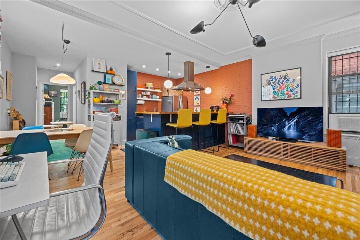 Real estate property located at 425 LINCOLN #1RG, Kings, Crown Heights, New York City, NY, US