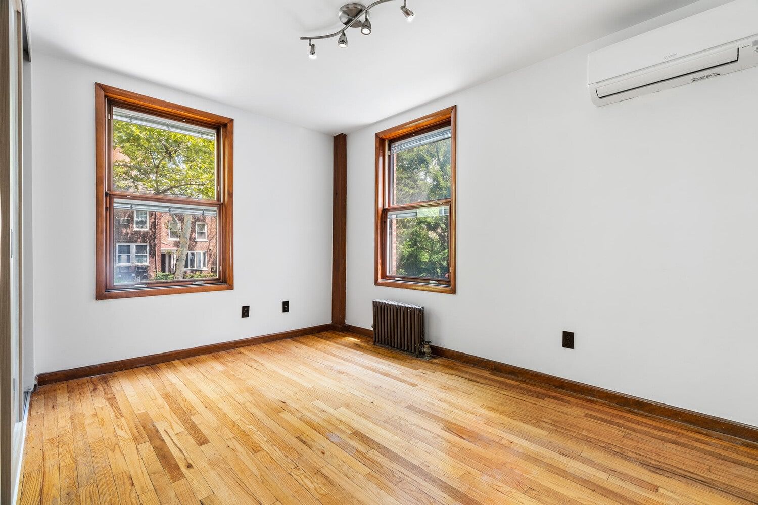 Real estate property located at 47-16 39TH, Queens, Sunnyside, New York City, NY, US