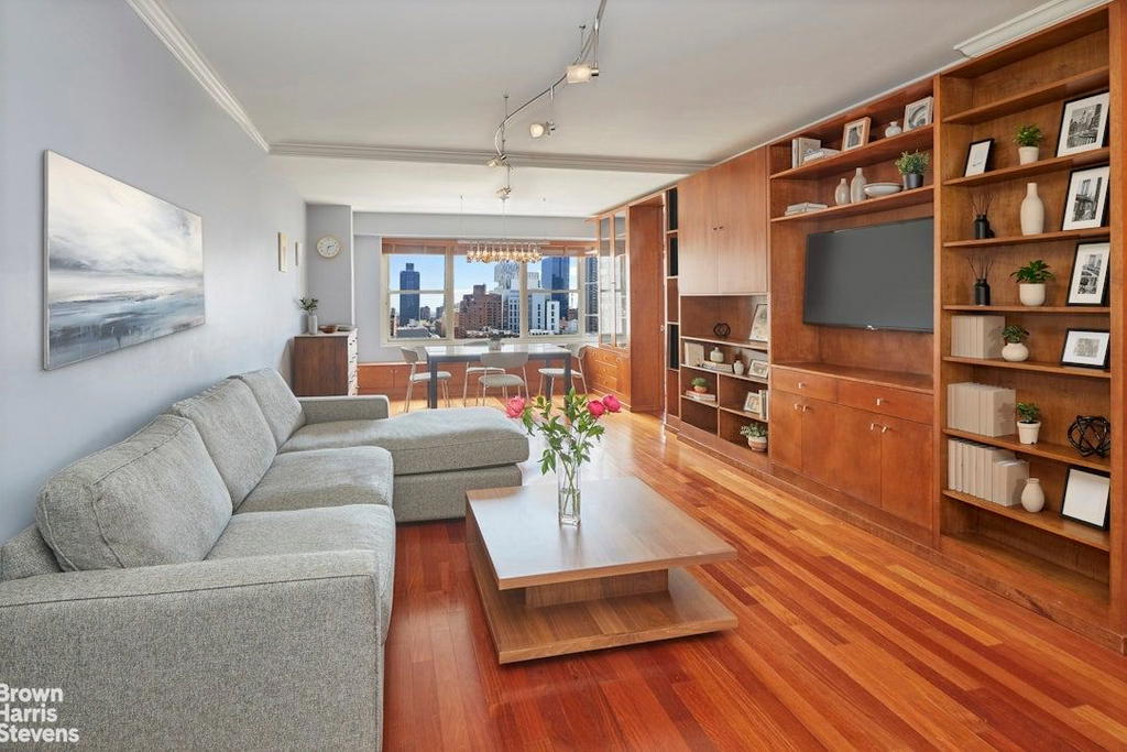 Real estate property located at 370 76TH A1501, New York, Lenox Hill, New York City, NY, US