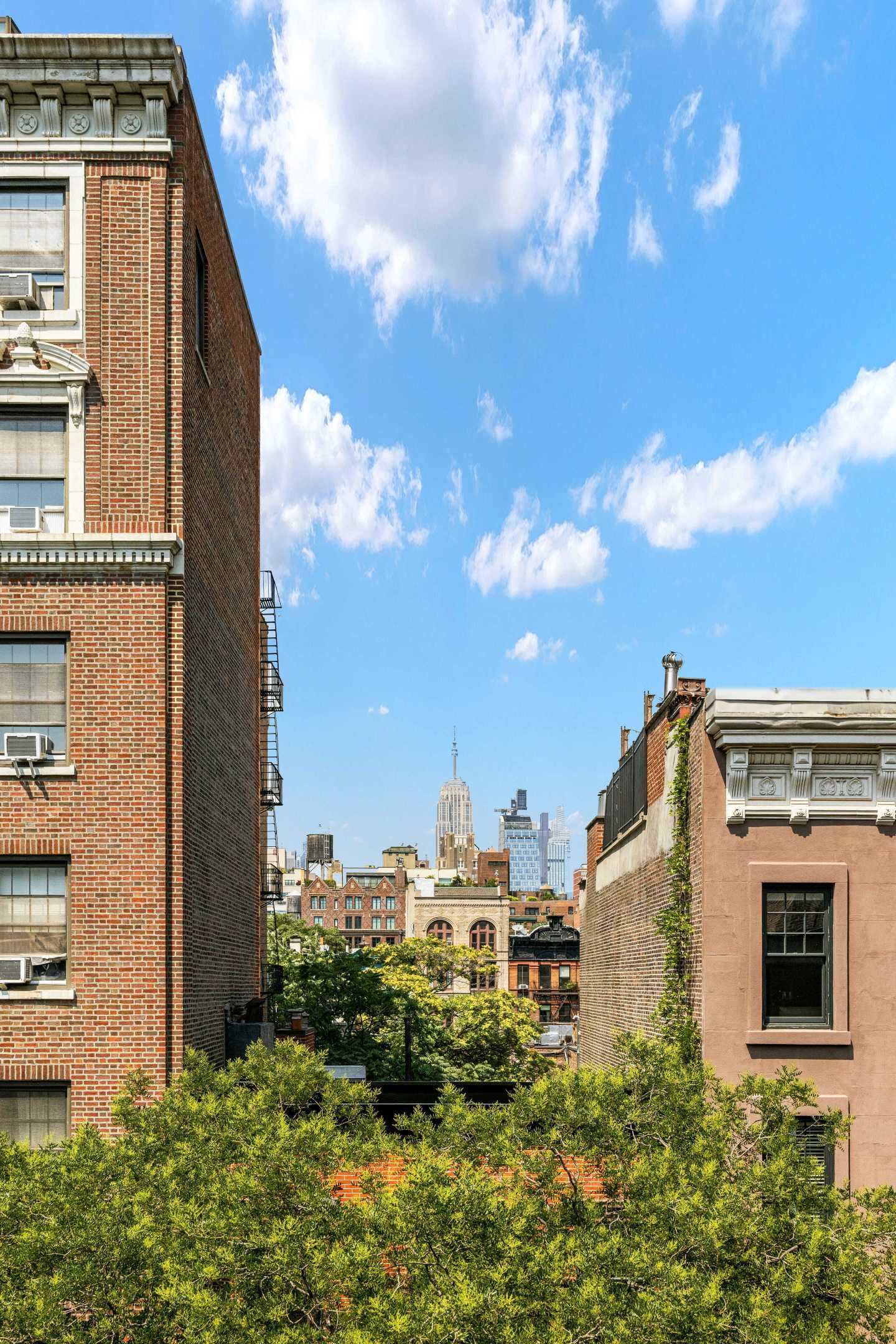 Real estate property located at 122 Waverly, New York, Greenwich Village, New York City, NY, US