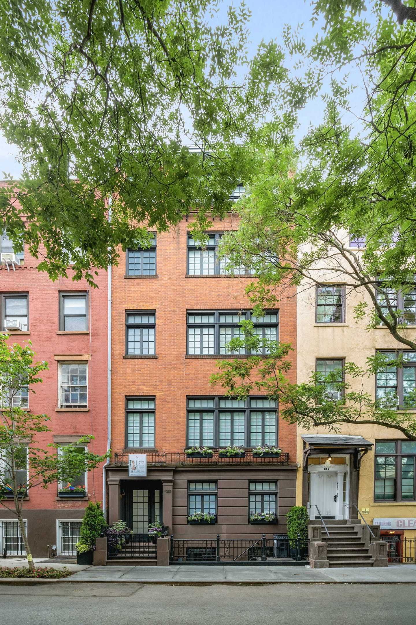 Real estate property located at 122 Waverly, New York, Greenwich Village, New York City, NY, US
