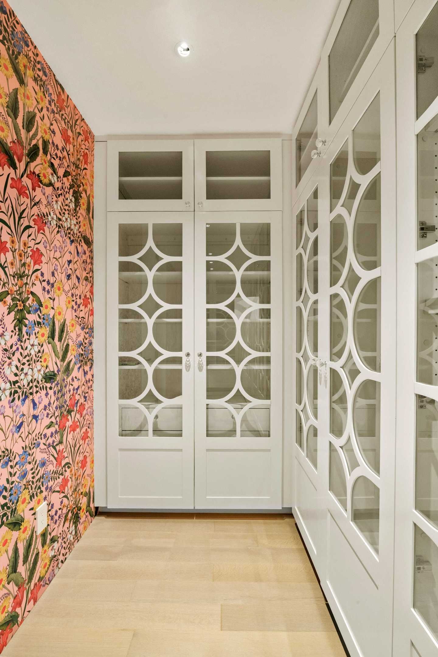 Real estate property located at 122 Waverly, New York, Greenwich Village, New York City, NY, US
