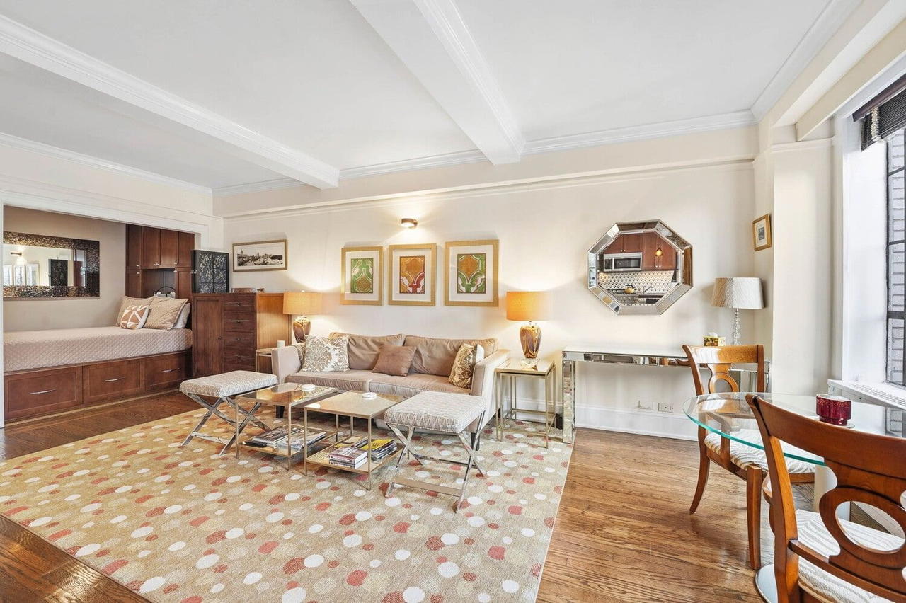 Real estate property located at 333 56TH #2L, New York, Hell's Kitchen, New York City, NY, US