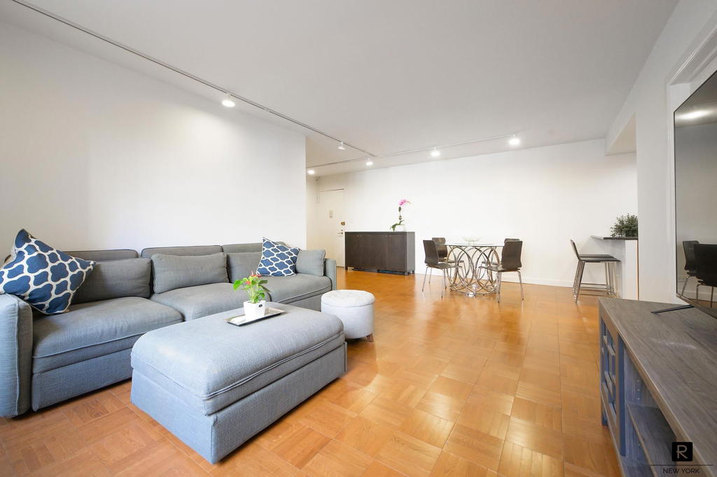 Real estate property located at 400 56th #3-E, New York, Sutton Place, New York City, NY, US