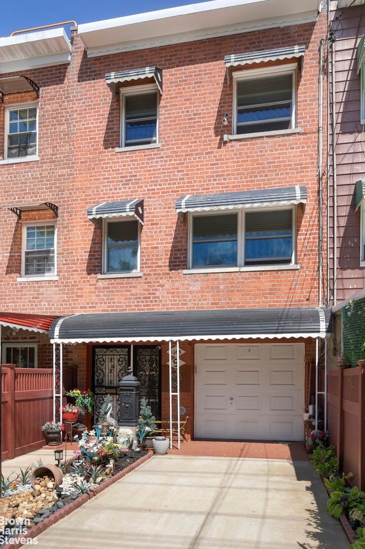 Real estate property located at 1263 222ND, Bronx, Edenwald, New York City, NY, US