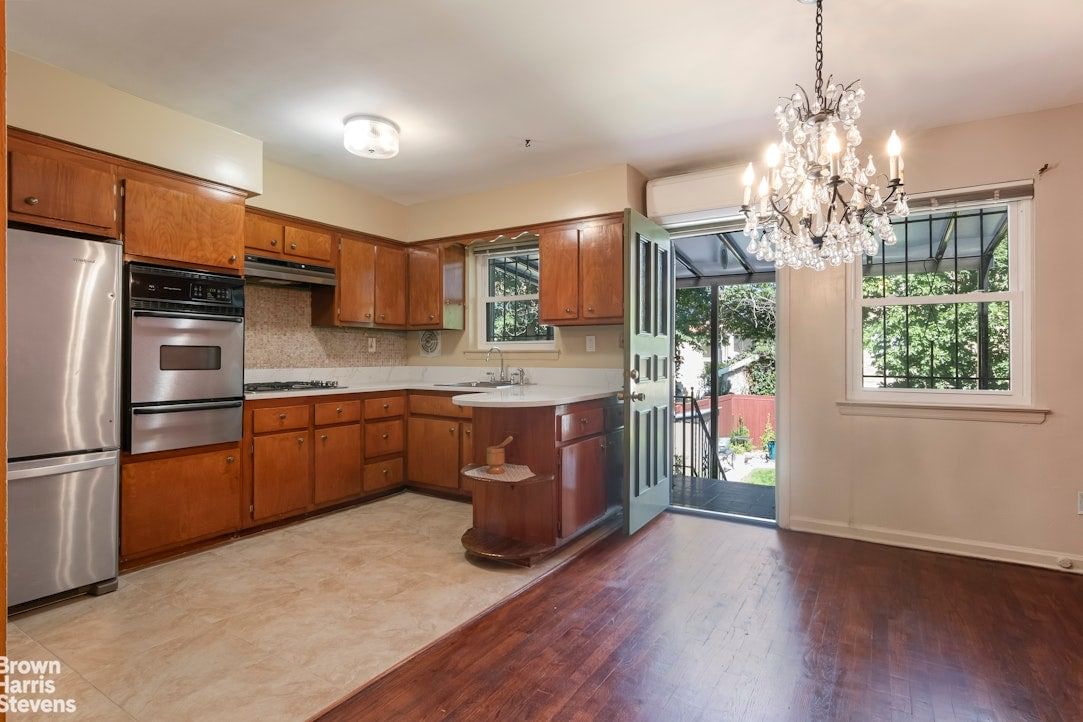 Real estate property located at 1263 222ND, Bronx, Edenwald, New York City, NY, US