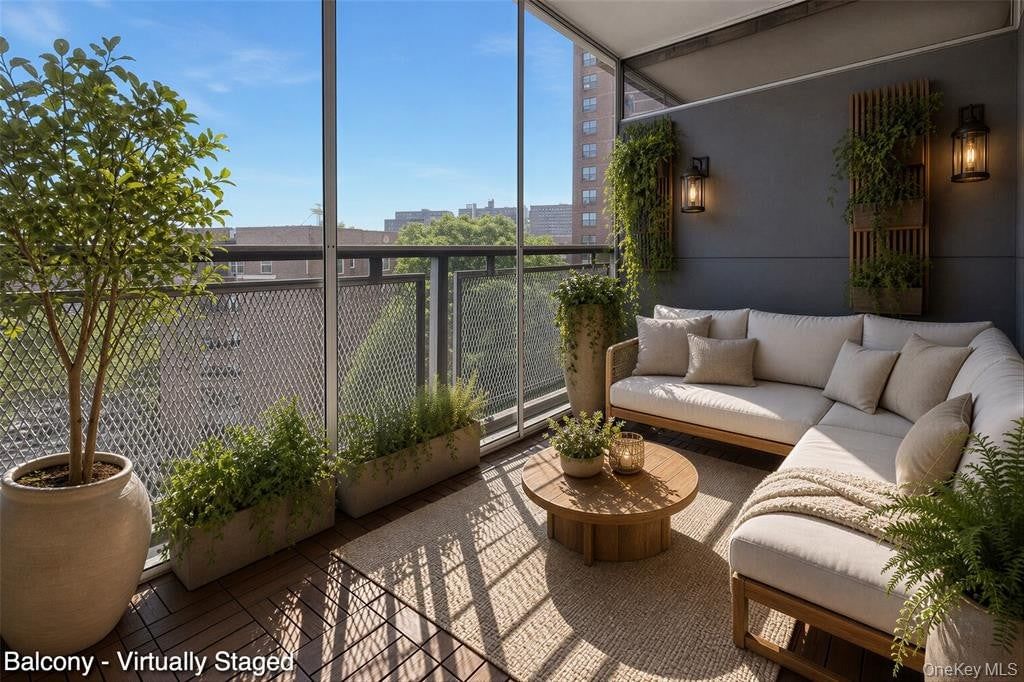 Real estate property located at 61-25 98th #7J, Queens, Rego Park, New York City, NY, US