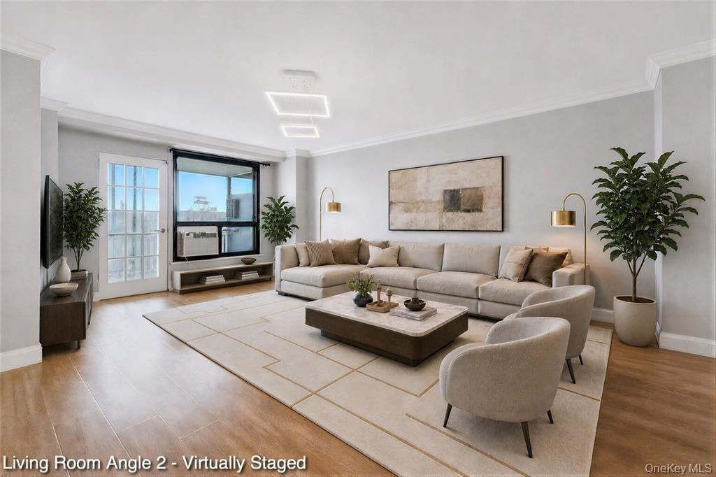 Real estate property located at 61-25 98th #7J, Queens, Rego Park, New York City, NY, US