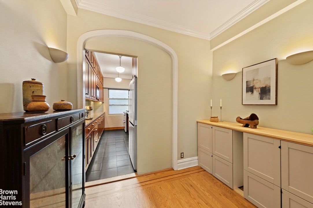 Real estate property located at 245 104TH #6C, New York, Upper West Side, New York City, NY, US