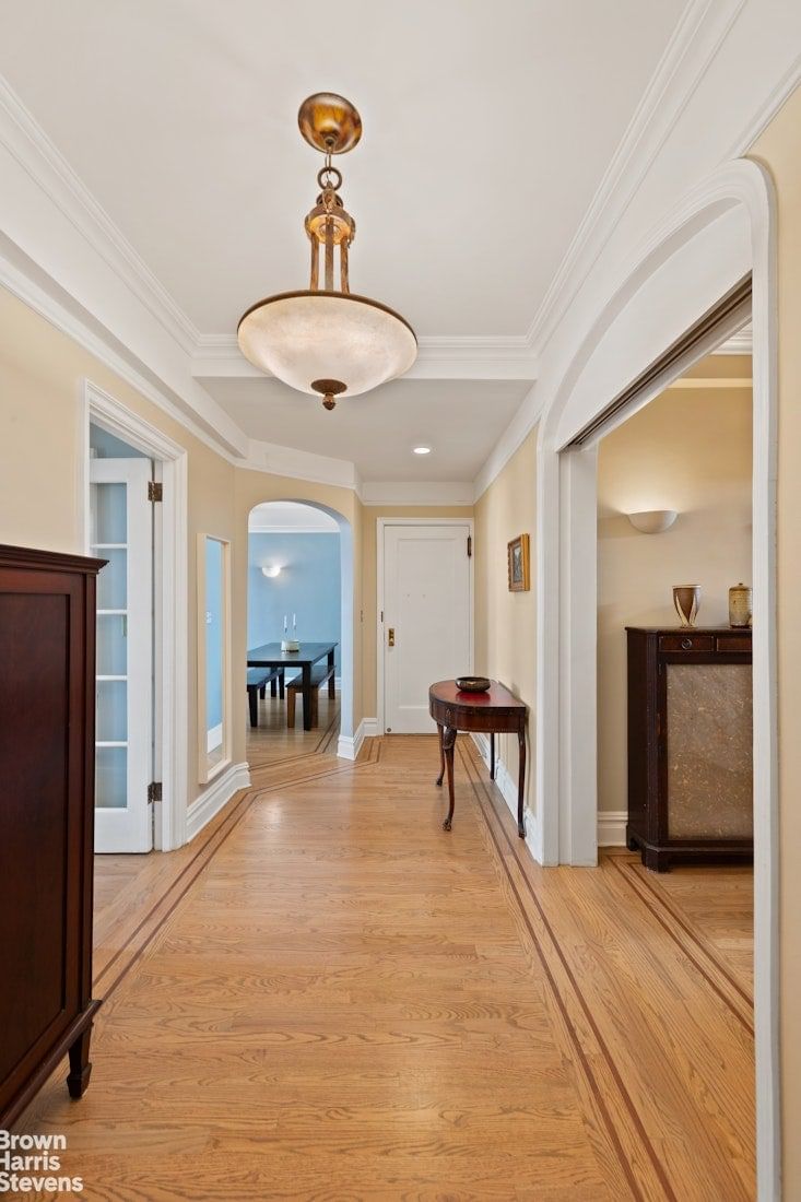 Real estate property located at 245 104TH #6C, New York, Upper West Side, New York City, NY, US