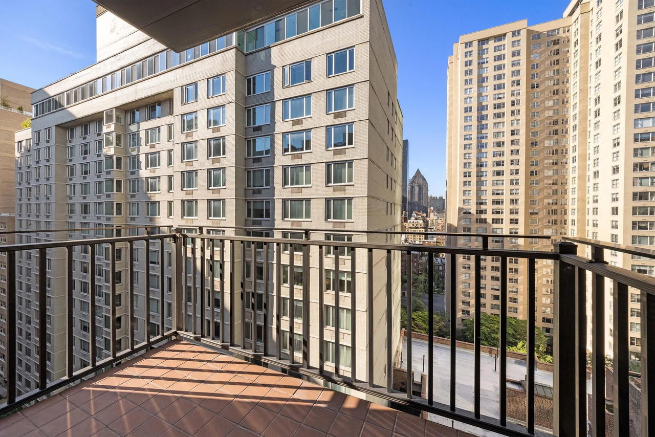 Real estate property located at 330 57th #12, New York, Sutton Place, New York City, NY, US