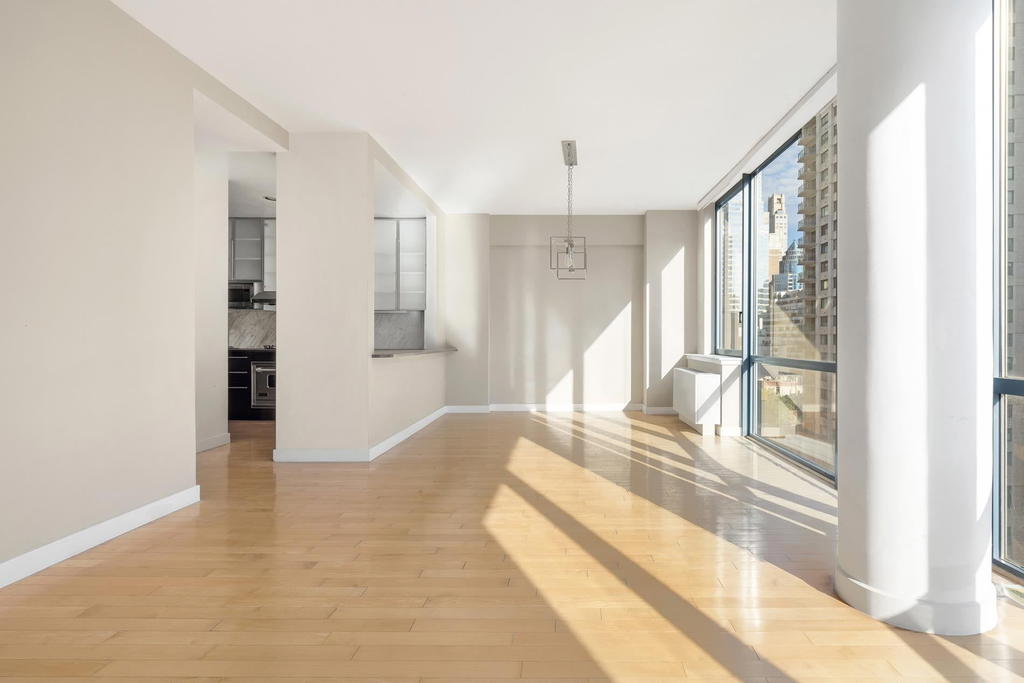 Real estate property located at 330 57th #12, New York, Sutton Place, New York City, NY, US