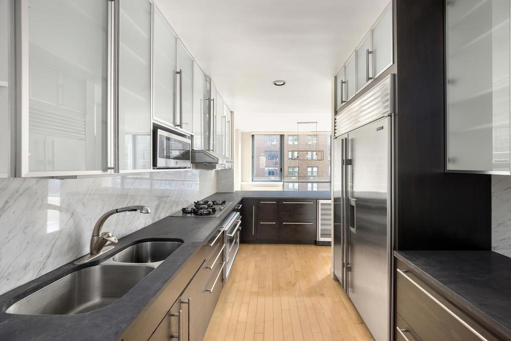 Real estate property located at 330 57th #12, New York, Sutton Place, New York City, NY, US
