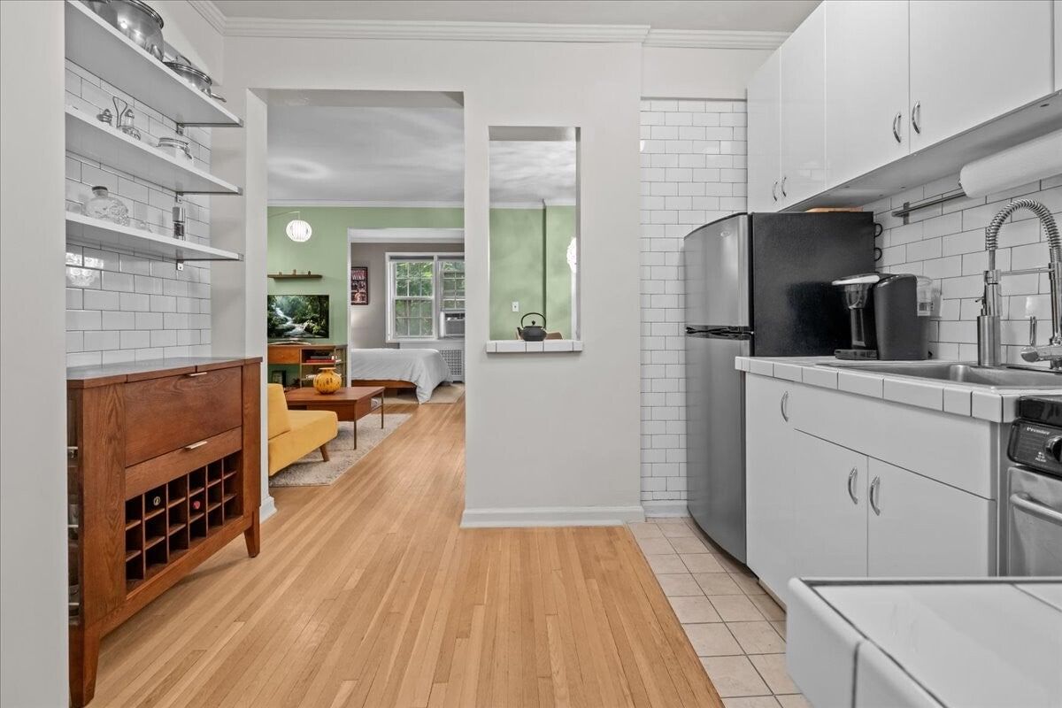 Real estate property located at 1125 LORIMER #2J, Kings, Greenpoint, New York City, NY, US