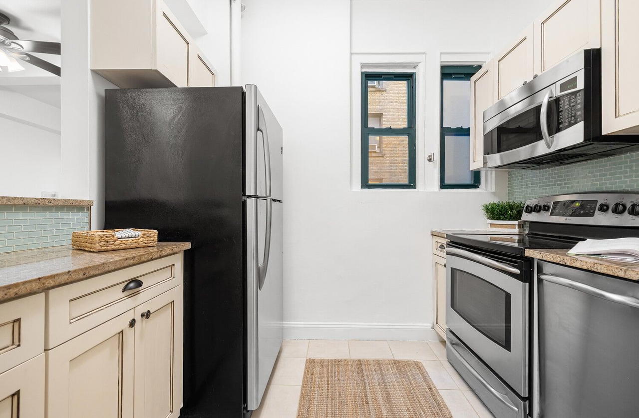 Real estate property located at 65 95TH APTG, New York, Upper West Side, New York City, NY, US