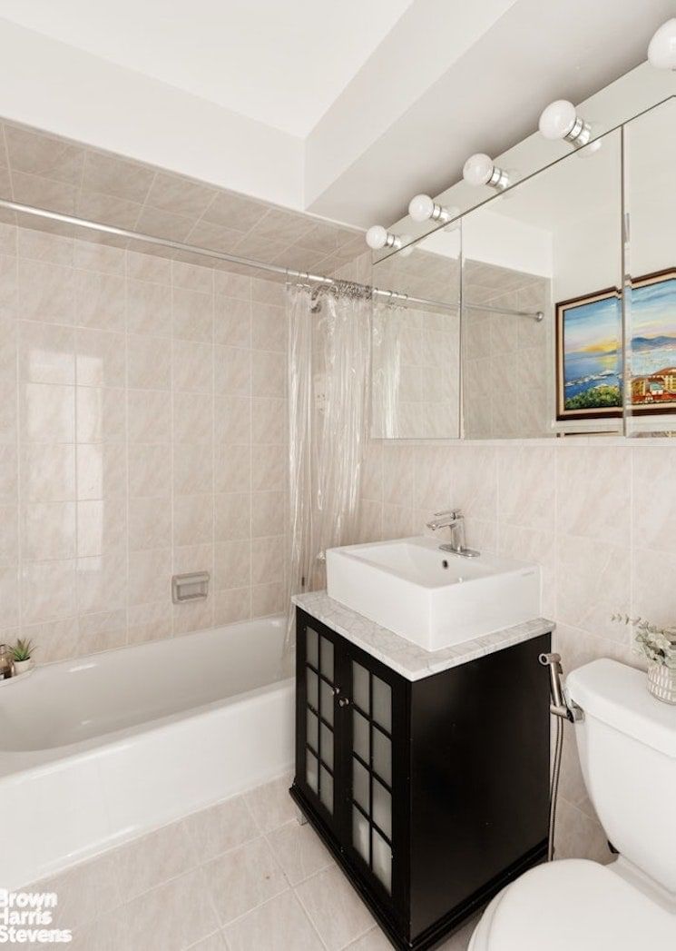 Real estate property located at 1175 YORK #15H, New York, Lenox Hill, New York City, NY, US