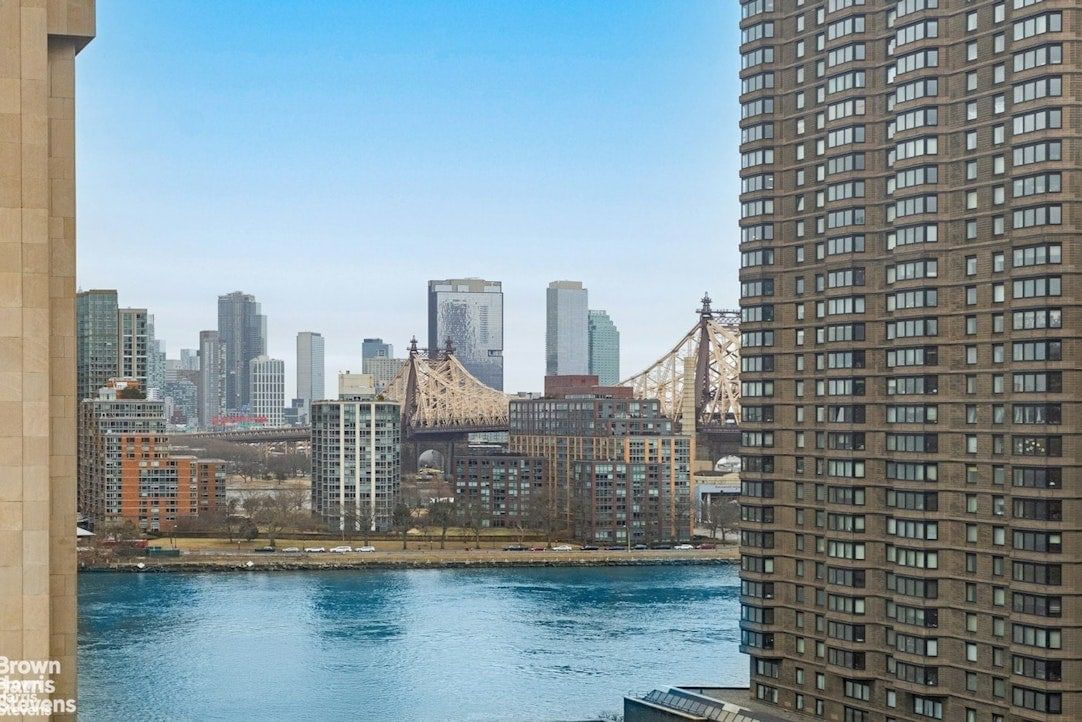 Real estate property located at 1175 YORK #15H, New York, Lenox Hill, New York City, NY, US