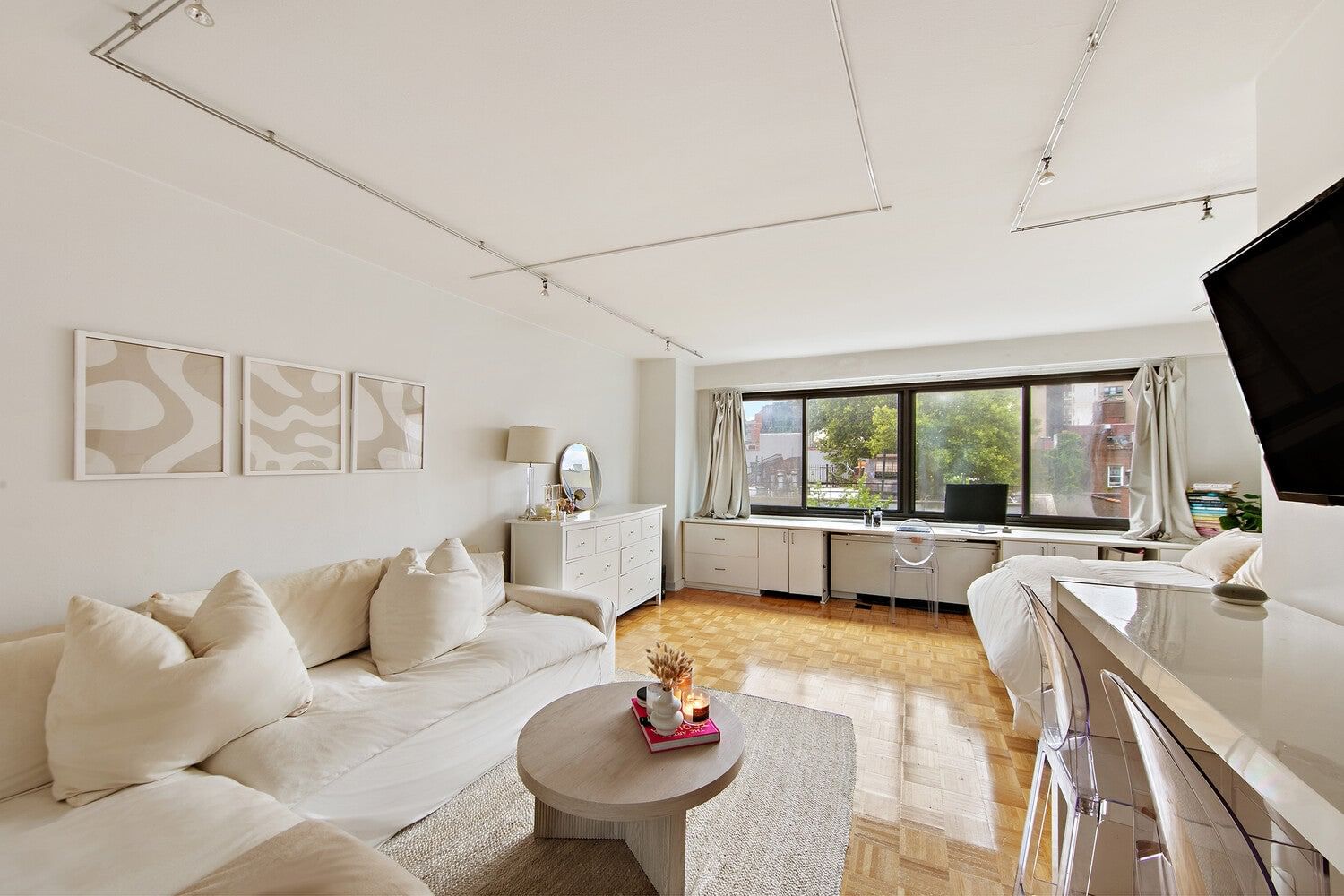 Real estate property located at 201 21ST #6H, New York, Chelsea, New York City, NY, US